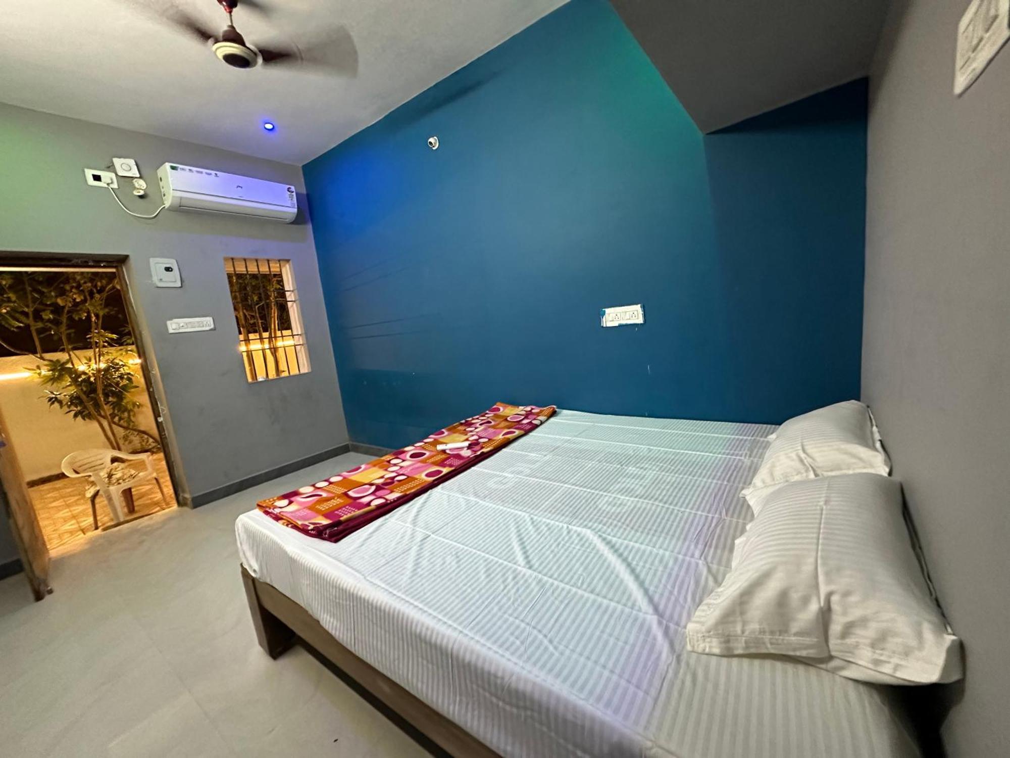 Arunachala Sashwin Guest House Tiruvannamalai Exterior photo